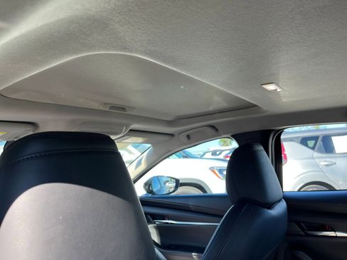 Used 2025 MAZDA MAZDA3 s image 29