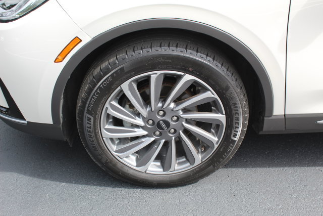 Certified 2023 Lincoln Corsair Reserve w/ Equipment Group 201A AWD/4WD image 12