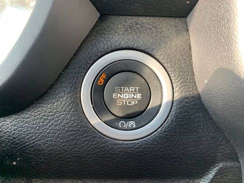 Used 2025 RAM 2500 Big Horn AWD/4WD image 24