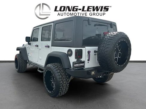 Used 2017 Jeep Wrangler Unlimited Sport w/ Connectivity Group image 4