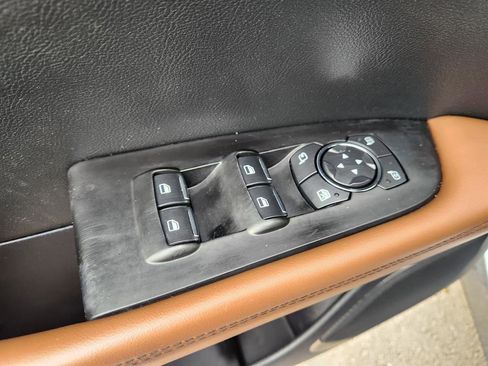 Certified 2021 Lincoln Nautilus Reserve image 32