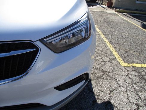 Used 2019 Buick Encore Preferred AWD/4WD image 24