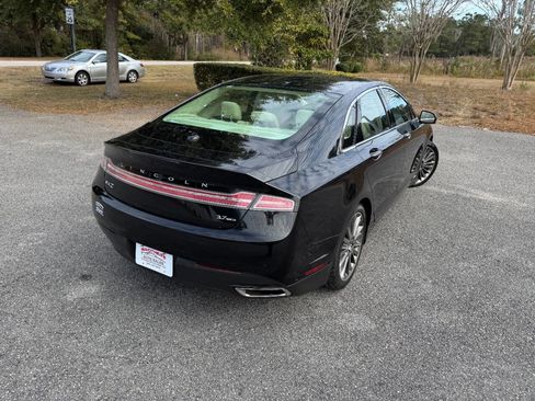 Used 2014 Lincoln MKZ AWD image 6