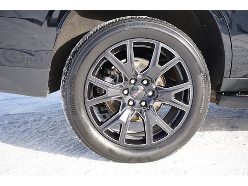 Used 2023 GMC Yukon Denali w/ Max Trailering Package image 11