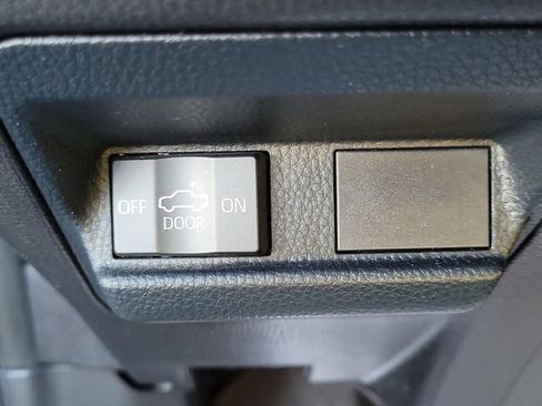 Used 2025 Toyota Tacoma SR5 RWD image 16