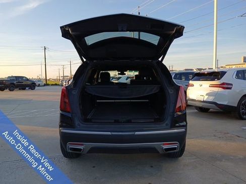 Used 2022 Cadillac XT5 Premium Luxury image 9