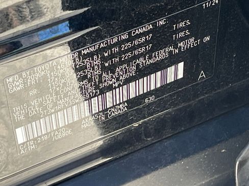 Used 2025 Toyota RAV4 XLE w/ Weather Package image 28