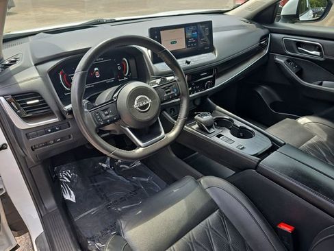 Used 2024 Nissan Rogue Platinum w/ Platinum Premium Package FWD image 21