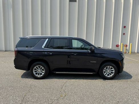 Used 2025 Chevrolet Tahoe LT RWD image 11