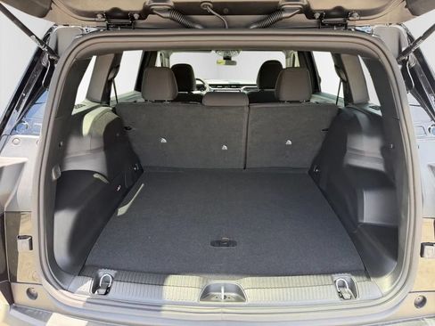 New 2026 Jeep Cherokee Laredo AWD/4WD image 32