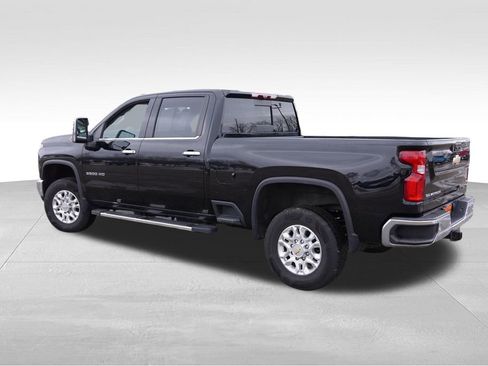 Certified 2024 Chevrolet Silverado 3500 LTZ w/ LTZ Premium Package image 9