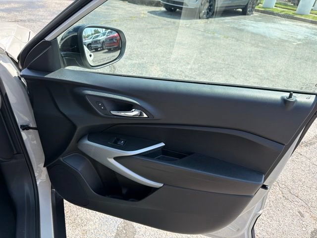 New 2026 Chevrolet Trax RS FWD image 23
