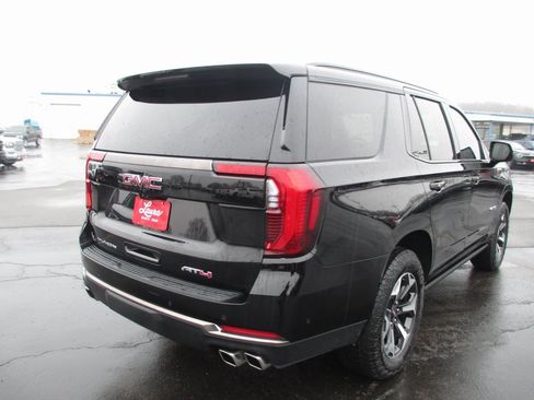 Used 2025 GMC Yukon AT4 Ultimate image 5