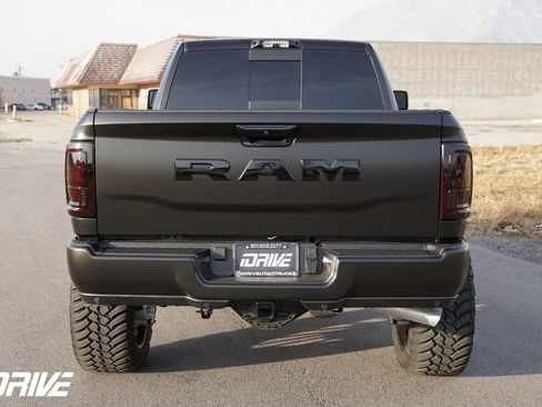 Used 2026 RAM 3500 Limited image 9