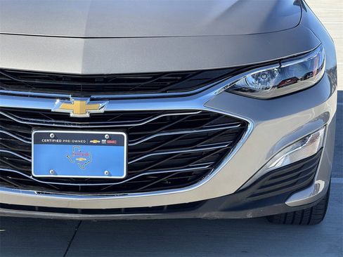 Certified 2025 Chevrolet Malibu LT image 9