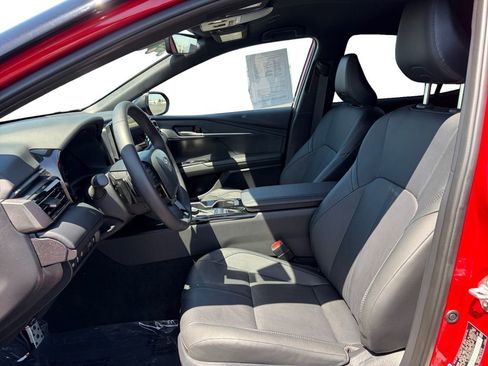 Used 2025 Toyota Camry XSE FWD image 10