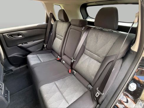 Used 2024 Nissan Rogue SV FWD image 19