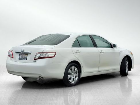 Used 2011 Toyota Camry Base image 4