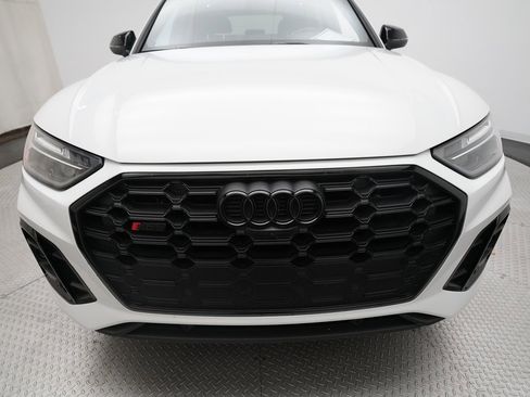 Used 2023 Audi SQ5 Premium Plus w/ Premium Plus Package image 23