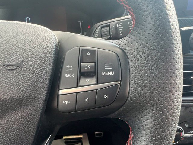 Used 2023 Ford Escape ST-Line AWD/4WD image 15