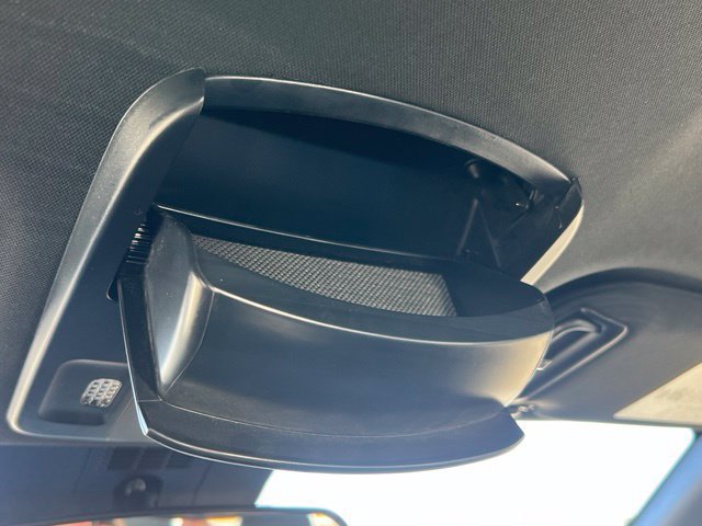 Used 2025 Toyota Camry SE FWD image 40