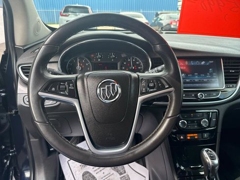 Used 2021 Buick Encore Preferred w/ Safety Package FWD image 13