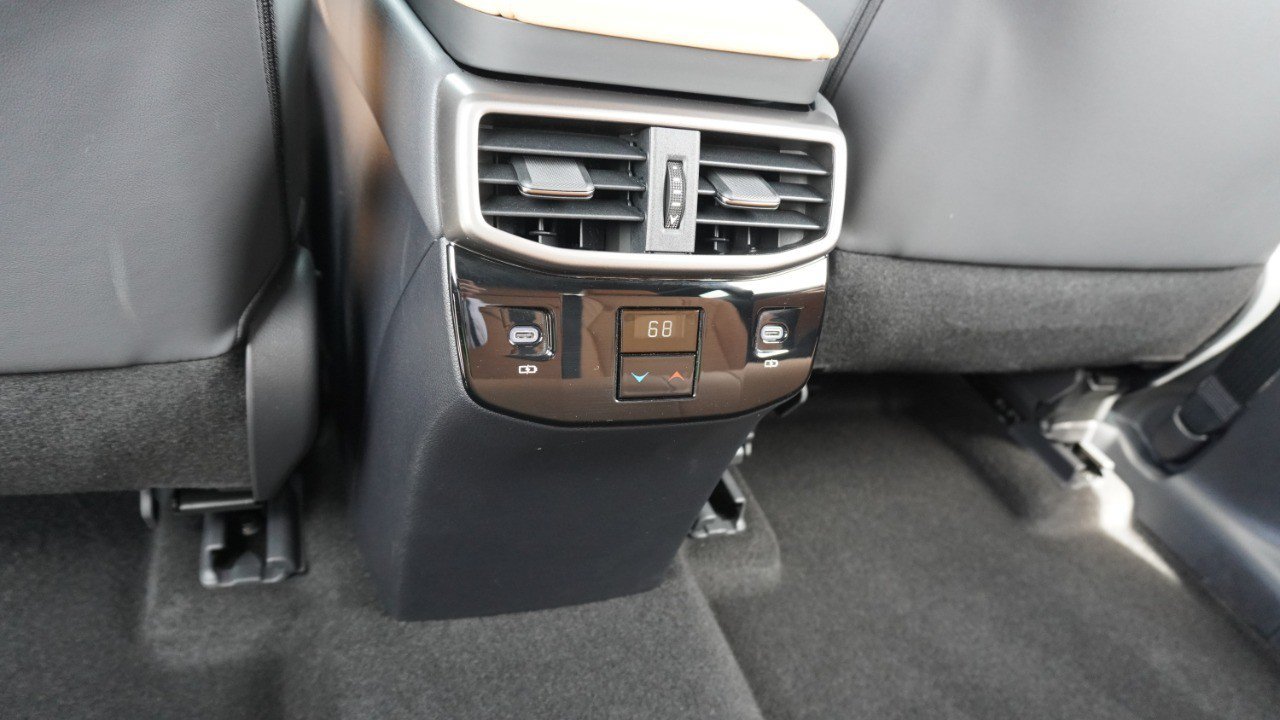 Certified 2025 Lexus RX 350 Premium w/ Accessory Package (Z1) FWD image 33