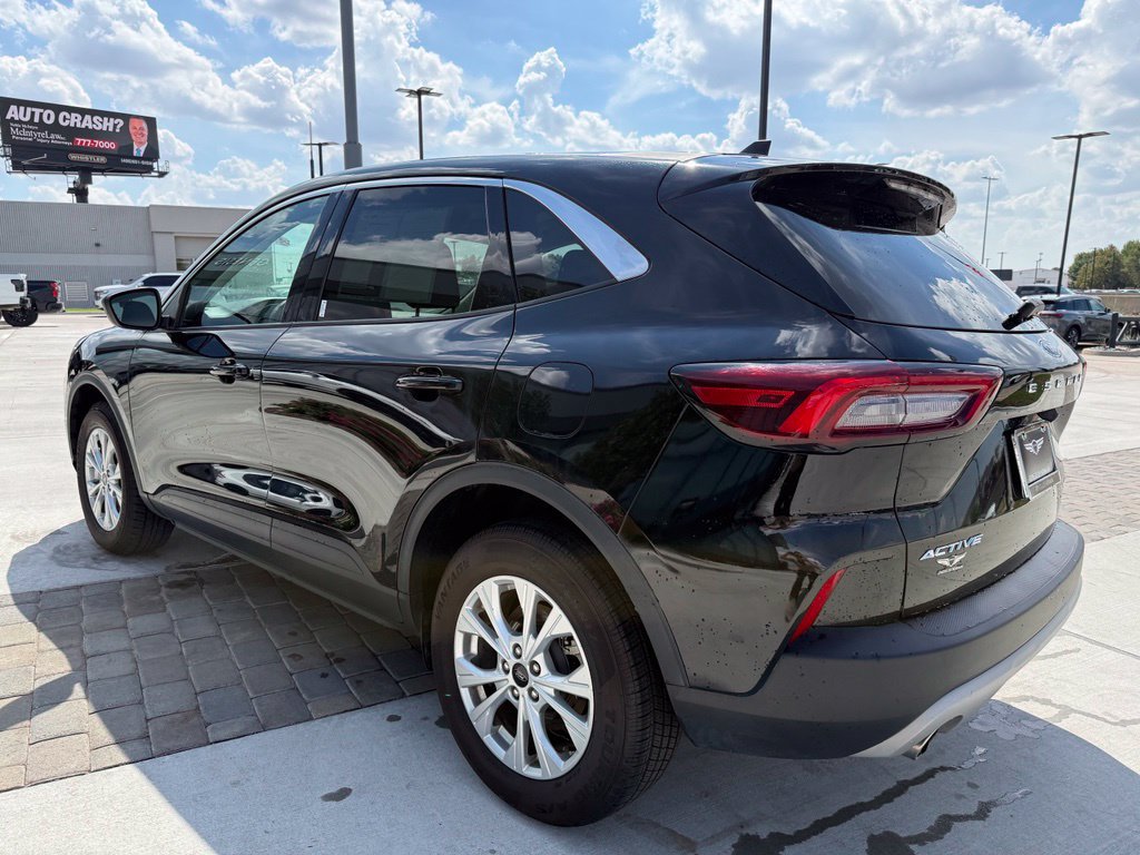 Used 2024 Ford Escape Active AWD/4WD image 25