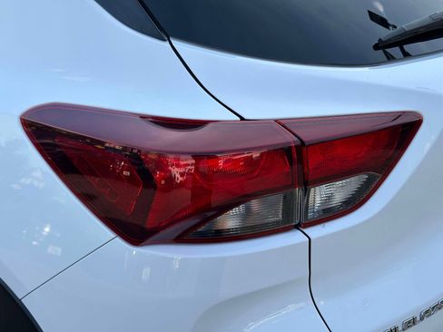 Used 2023 Chevrolet TrailBlazer LT image 10