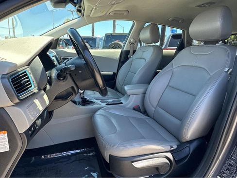 Used 2018 Kia Niro LX FWD image 8