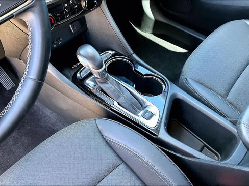 Used 2024 Buick Encore GX Preferred w/ Advanced Technology Package image 15