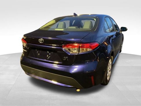 Used 2022 Toyota Corolla LE w/ Carpet Mat Package (TMS) image 18