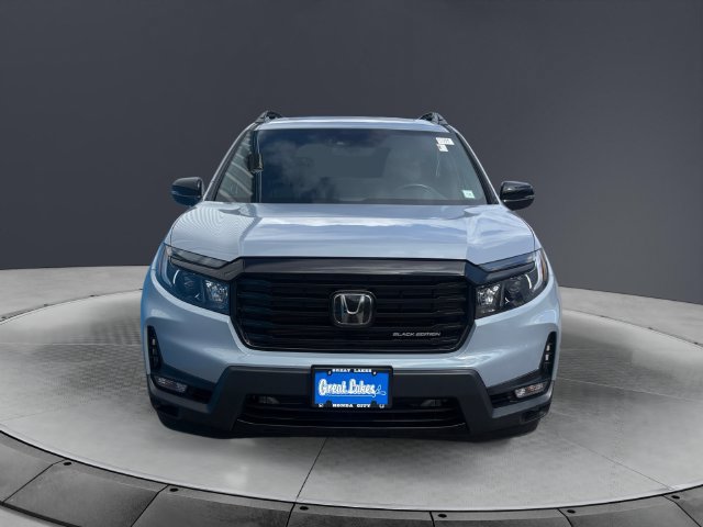 Certified 2025 Honda Passport Black Edition image 8
