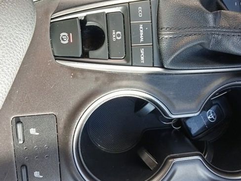 Used 2024 Toyota Camry XSE image 34