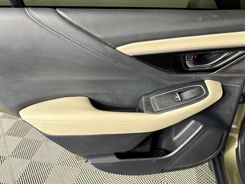 Used 2020 Subaru Outback Limited image 45