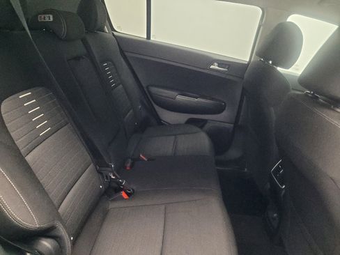 Used 2019 Kia Sportage LX w/ LX Popular Package image 19