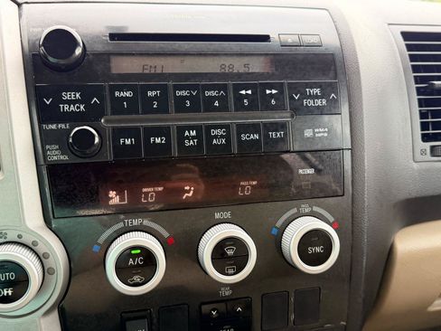 Used 2008 Toyota Sequoia SR5 RWD image 28