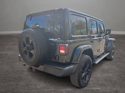 Used 2021 Jeep Wrangler Unlimited Sahara image 35