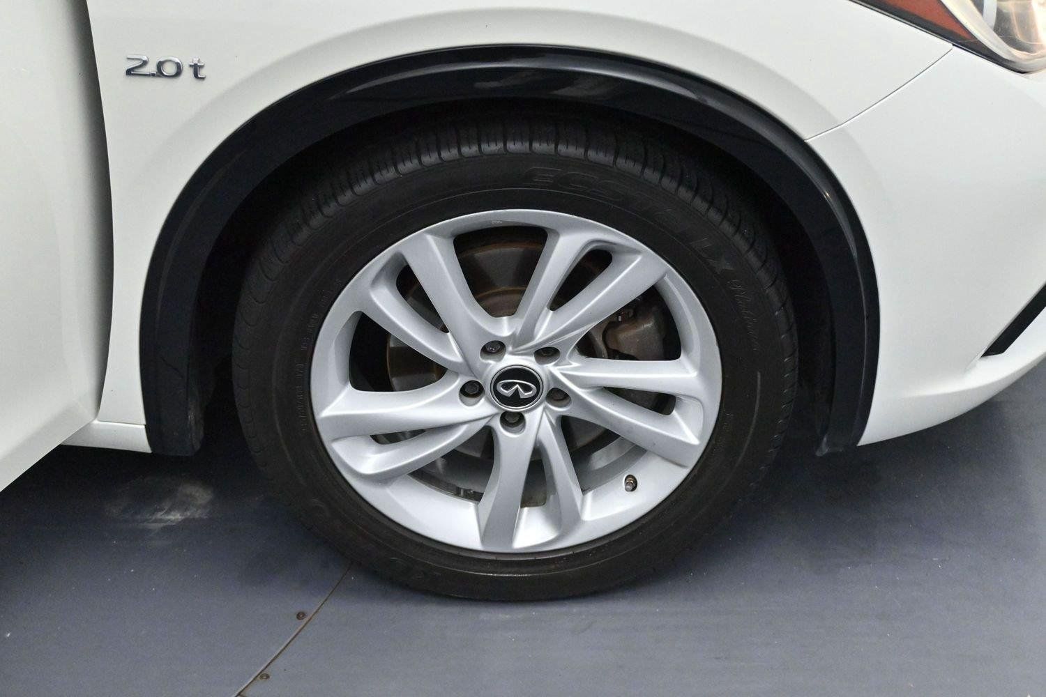Used 2018 INFINITI QX30 FWD image 30