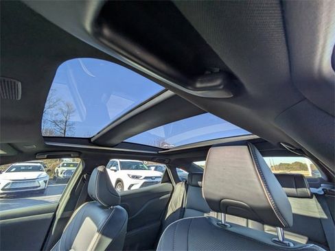 Certified 2025 Toyota Crown Limited image 20