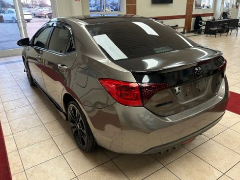 Used 2019 Toyota Corolla SE image 3