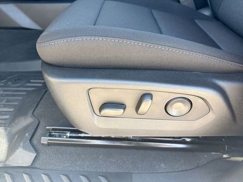 New 2026 Chevrolet Colorado W/T w/ WT Custom Package image 12