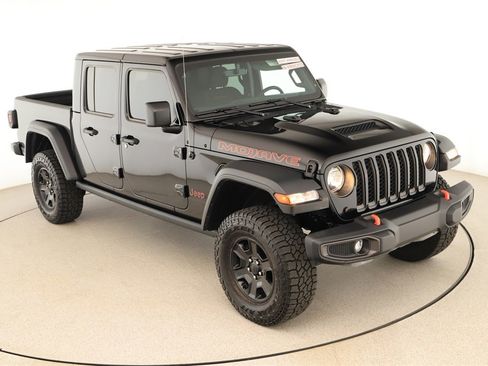 Used 2023 Jeep Gladiator Mojave w/ Cold Weather Group image 32