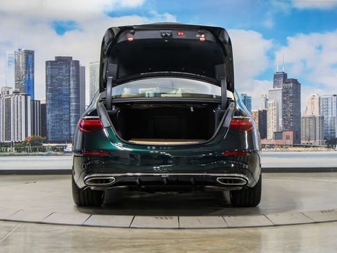 New 2026 Mercedes-Benz S 580 4MATIC Sedan image 12