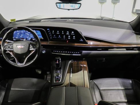 Used 2023 Cadillac Escalade ESV Premium Luxury AWD/4WD image 35