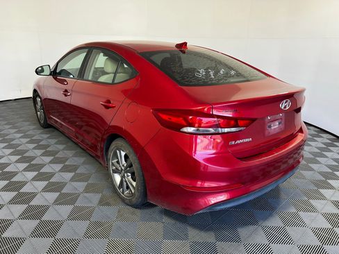 Used 2017 Hyundai Elantra SE image 7