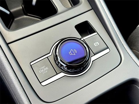 New 2025 Volkswagen Tiguan S image 14