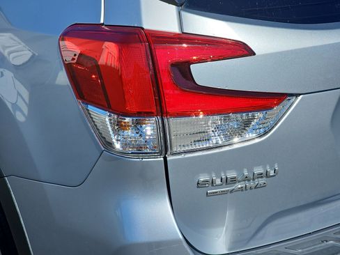Used 2023 Subaru Forester Touring image 11
