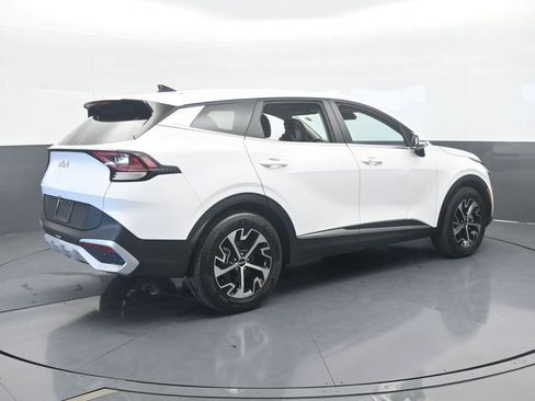 Used 2025 Kia Sportage EX image 6