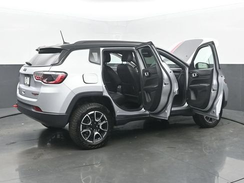 Used 2024 Jeep Compass Trailhawk w/ Sun and Sound Group AWD/4WD image 57